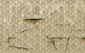 Cracked wallpaper thumb
