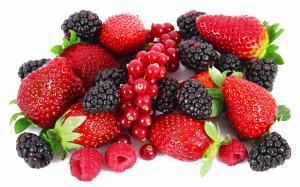 Delicious berries, strawberries, raspberries wallpaper thumb