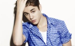 Justin Bieber blue shirt wallpaper thumb