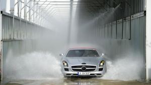 Mercedes SLS Gullwing Water HD wallpaper thumb