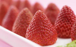 Delicious strawberry fruit wallpaper thumb