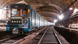 Train In A Tunnel wallpaper thumb