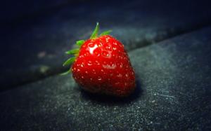 A fresh red strawberry macro close-up wallpaper thumb
