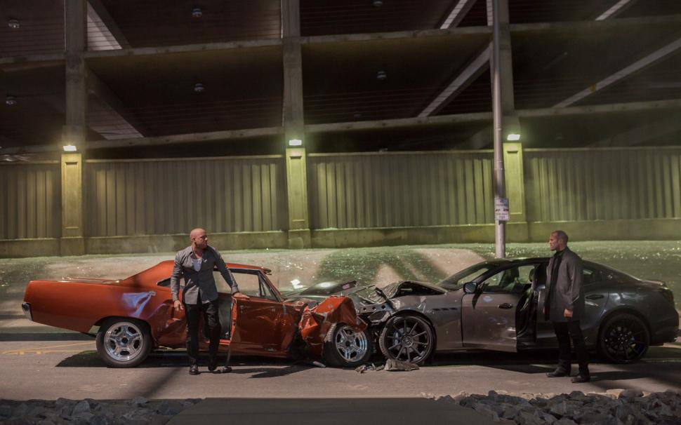 Fast And Furious 7 accident wallpaper,7 Fast and Furious HD wallpaper,Vin Diesel HD wallpaper,Jason Staten HD wallpaper,accident HD wallpaper,2880x1800 wallpaper