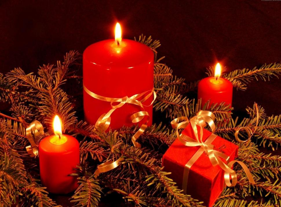 Candles, thread, needles, fire, gift, holiday, christmas wallpaper,candles wallpaper,thread wallpaper,needles wallpaper,fire wallpaper,gift wallpaper,holiday wallpaper,christmas wallpaper,1600x1180 wallpaper