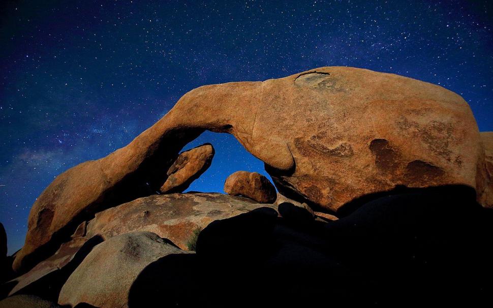 Night star over natural arch wallpaper,nature HD wallpaper,1920x1200 HD wallpaper,rock HD wallpaper,night HD wallpaper,star HD wallpaper,arch HD wallpaper,1920x1200 wallpaper