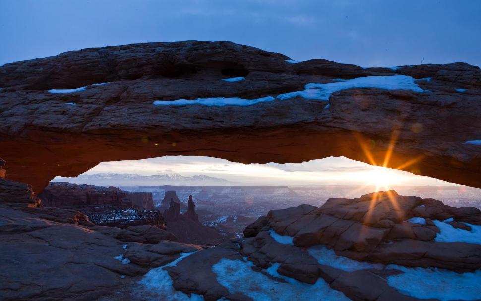 Sunset Archway wallpaper,arch HD wallpaper,rock HD wallpaper,nature HD wallpaper,sunset HD wallpaper,daylight HD wallpaper,light HD wallpaper,canyon HD wallpaper,clouds HD wallpaper,nature & landscapes HD wallpaper,1920x1200 wallpaper