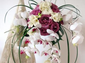 Freesia, Orchids & Roses Bouquet wallpaper thumb