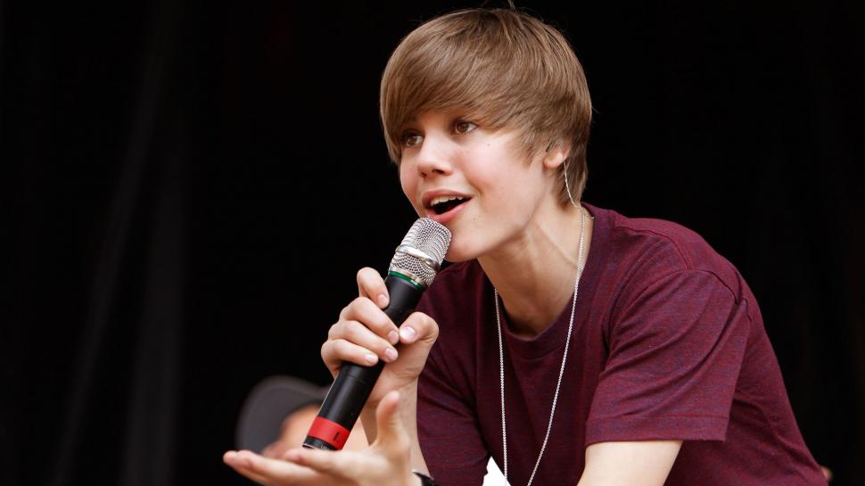 Justin Bieber, Singing, Microphone wallpaper,justin bieber HD wallpaper,singing HD wallpaper,microphone HD wallpaper,1920x1080 wallpaper