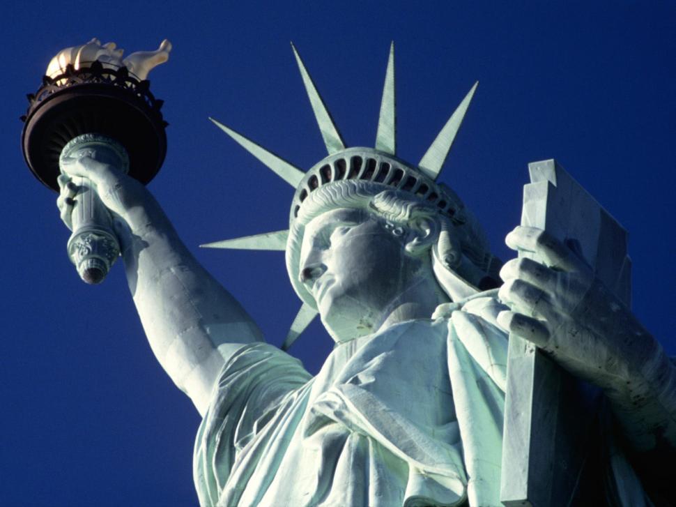 Statue of Liberty New York City wallpaper,city wallpaper,york wallpaper,liberty wallpaper,statue wallpaper,1600x1200 wallpaper