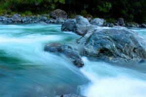 River in NZ wallpaper thumb