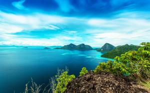 Malaysia beautiful landscape, Bohey Dulang Island, sea, coast, mountains wallpaper thumb