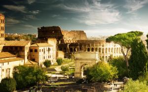 Rome Colosseum wallpaper thumb