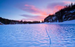 Frozen Lake Sunset wallpaper thumb