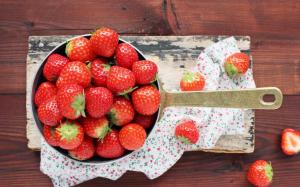 Strawberry Strawberries wallpaper thumb