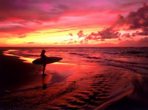 Surfer at Twilight Hawaii HD wallpaper thumb