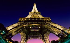 Beneath the Eiffel Tower wallpaper thumb