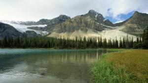 Alberta Mountains, Canada wallpaper thumb