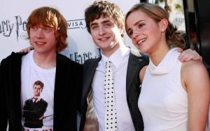 Emma Watson with Daniel Radcliffe Wide HD wallpaper thumb