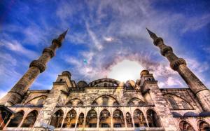 Beautiful Mosque HDR wallpaper thumb