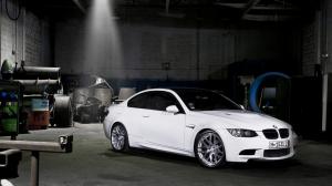 BMW M3 Garage HD wallpaper thumb