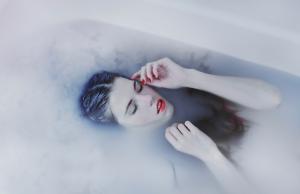 Bathtub, Model, Women, Closed Eyes wallpaper thumb