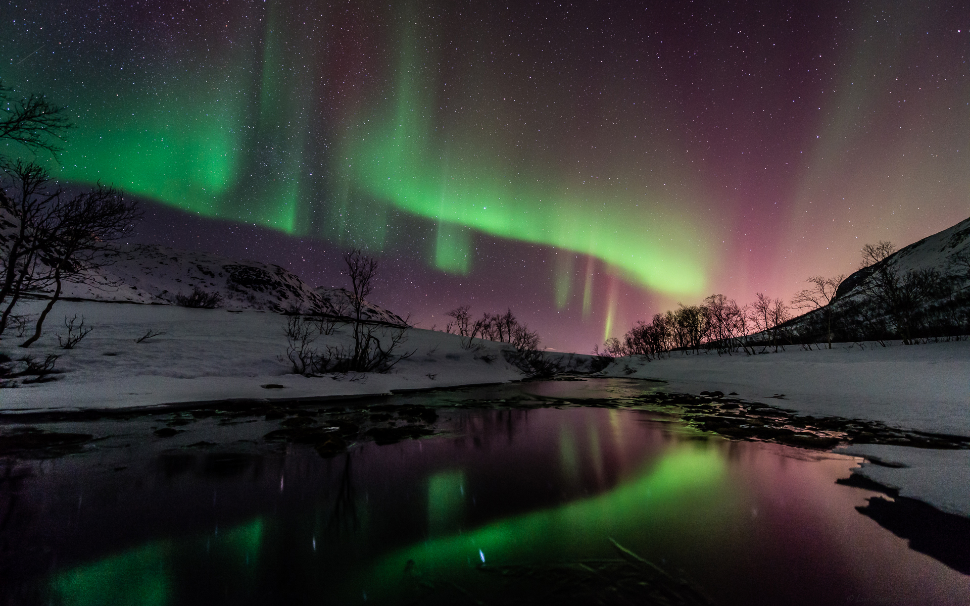 Aurora Borealis Northern Lights Night Green Stars Snow Winter River