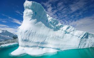 Big Iceberg wallpaper thumb