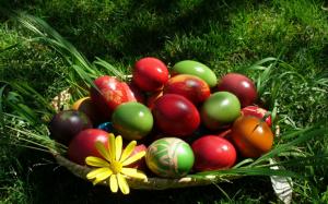 Colourful Easter Eggs wallpaper thumb