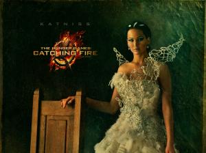 Jennifer Lawrence as Katniss, The Hunger Games: Catching Fire wallpaper thumb