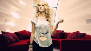 Taylor Swift Hot Background wallpaper thumb