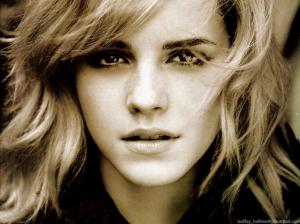 Emma Watson  Desktop Background wallpaper thumb