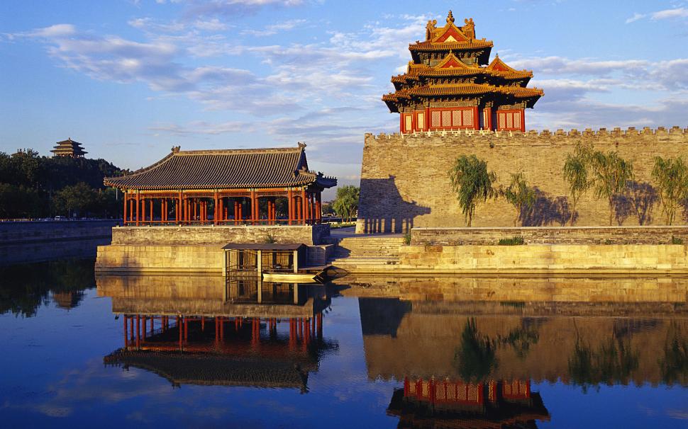 Corner Tower of Forbidden City in Beijing China wallpaper,city HD wallpaper,corner HD wallpaper,tower HD wallpaper,forbidden HD wallpaper,beijing HD wallpaper,china HD wallpaper,travel & world HD wallpaper,1920x1200 wallpaper