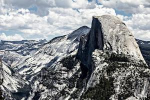 Half Dome, Yosemite National Park wallpaper thumb
