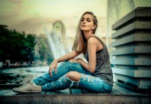 Women, Model, Blonde, Sitting, Torn Jeans wallpaper thumb