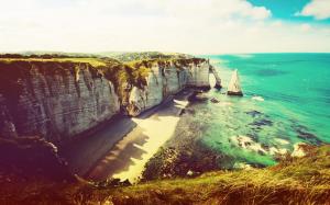 photography, beach, nature, sea, coast, cliff, Étretat, France, Blue sky wallpaper thumb