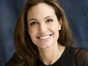 Angelina Jolie  High Definition wallpaper thumb