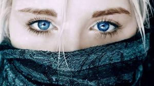 Scarf and blue eyes HD wallpaper thumb