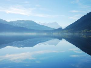 Beautiful Blue Swiss Lake wallpaper thumb