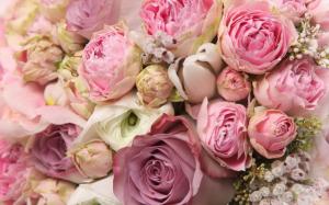 Roses and peonies bouquet wallpaper thumb