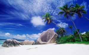 White Sy Beach Seychells wallpaper thumb