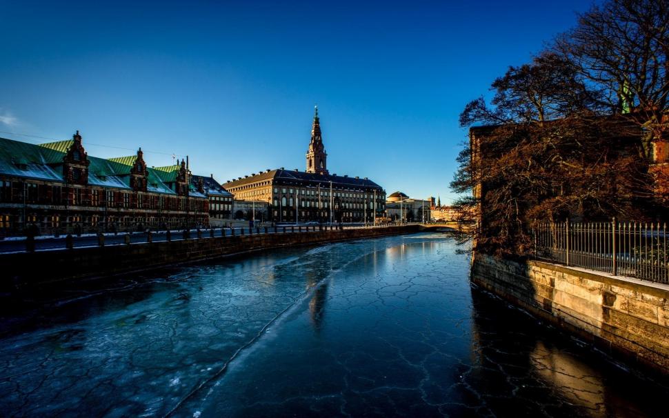 Frozen River By Christiansborg Palace In Copenhagen wallpaper,river HD wallpaper,city HD wallpaper,place HD wallpaper,nature & landscapes HD wallpaper,1920x1200 wallpaper