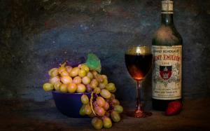 Grapes, bottle, glass, still life, dust wallpaper thumb