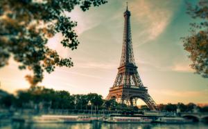 Eiffel tower view wallpaper thumb