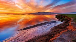 Glorious Lake Shore Sunset wallpaper thumb