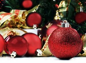 christmas decorations, balloons, red, glitter, holiday, attributes wallpaper thumb