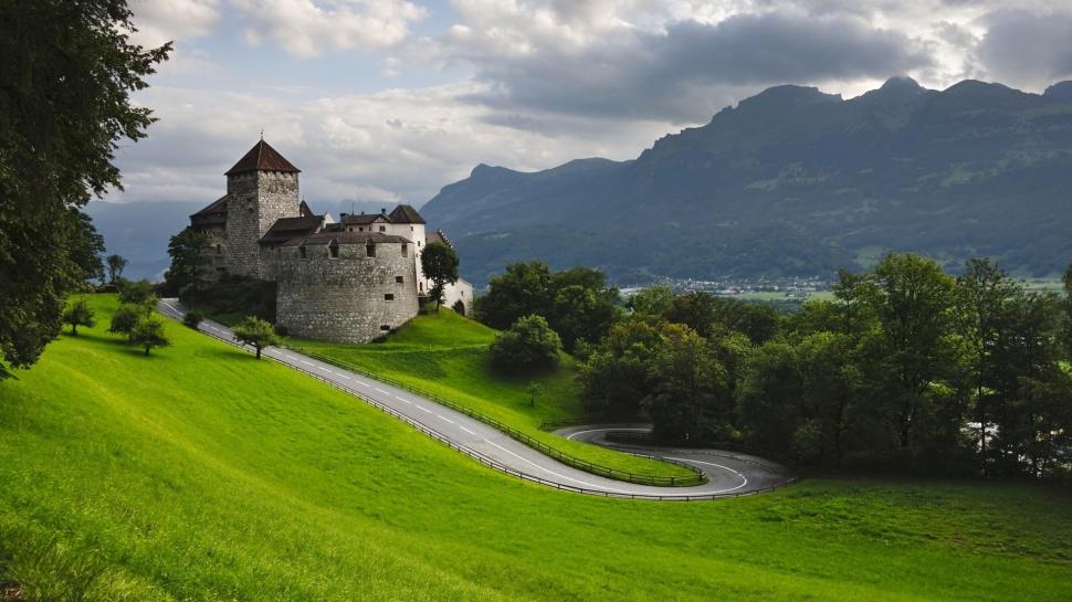 Wonderful Castle In Liechtenstein wallpaper,mountain HD wallpaper,grass HD wallpaper,hill HD wallpaper,castle road HD wallpaper,nature & landscapes HD wallpaper,1920x1080 wallpaper