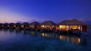 Hotel Hut Resort Tropical Ocean Stilts Posts HD wallpaper thumb