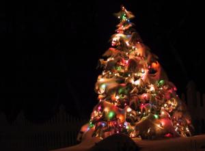 christmas tree, garland, snow, street, holiday, christmas, night wallpaper thumb