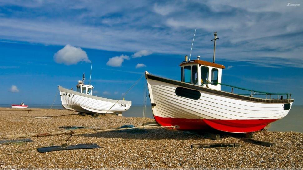Boats Parked On The Beach wallpaper,beach HD wallpaper,boats HD wallpaper,pebbles HD wallpaper,clouds HD wallpaper,1920x1080 wallpaper